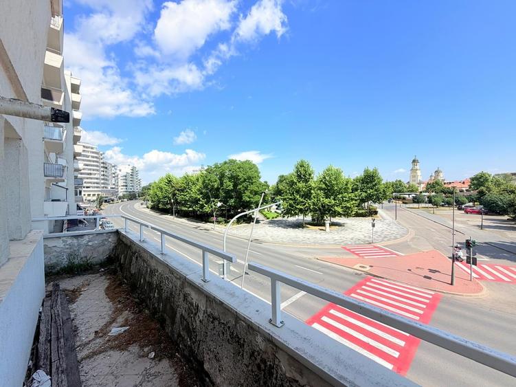 Apartament 2 camere, 60 mp, etaj 1,vedere panoramică la Parcul Cetății - 1