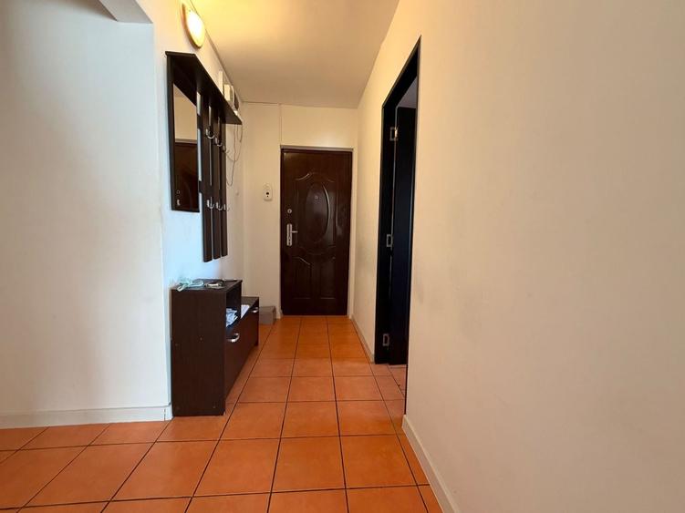 Apartament cu 3 camere decomandat, mobilat în Mănăștur