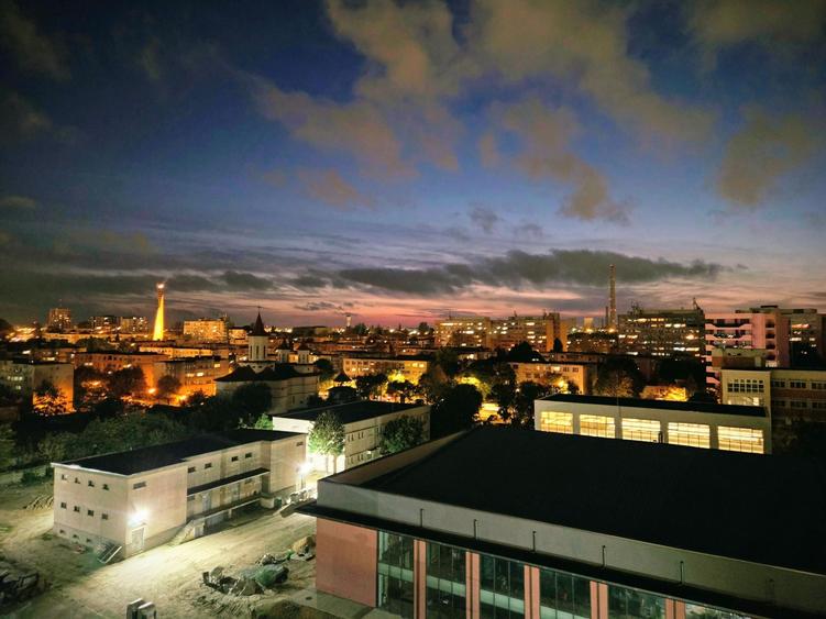 Apartament cu 2 camere semidecomandat în Gara