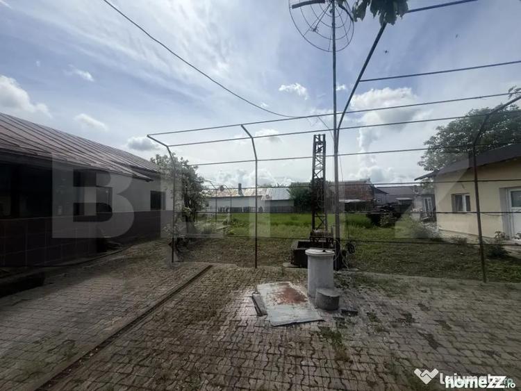 Casă cu 4 camere cu Teren 1027 Mp în Central