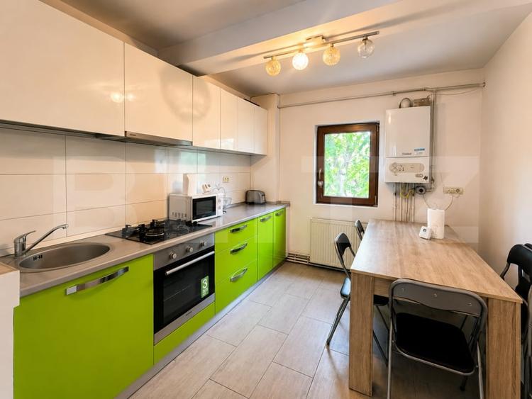 Apartament cu 3 camere decomandat, mobilat în Fabric