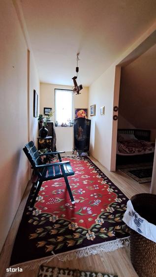 Casă cu 4 camere cu Teren 606 Mp în Bradu