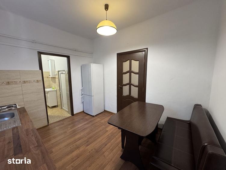 Apartament cu 3 camere în Astra