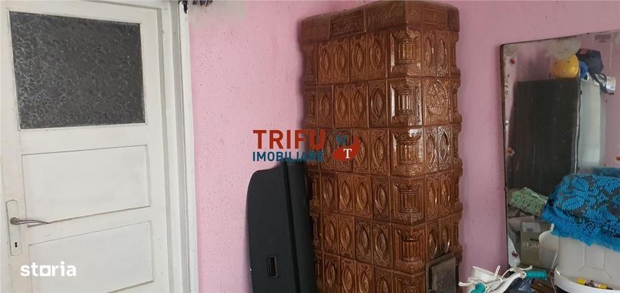 Casă cu 4 camere în Drâmbar