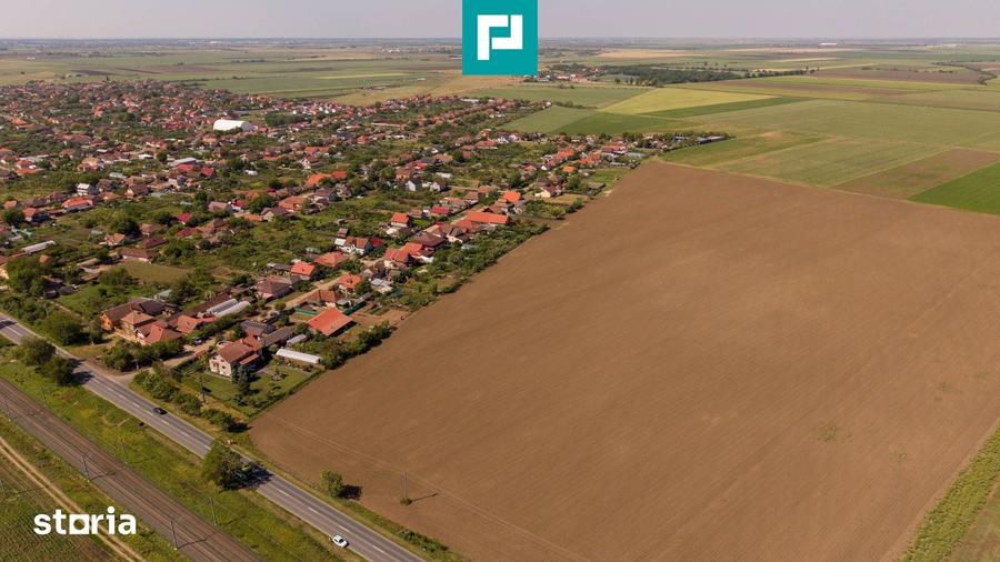 Teren de 28500 mp, în Șofronea