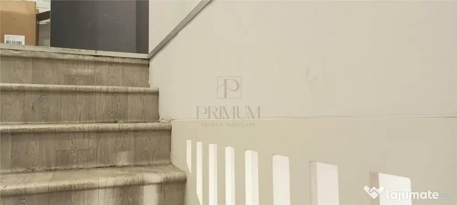 Spațiu comercial, de 80 mp, în P-ța Unirii