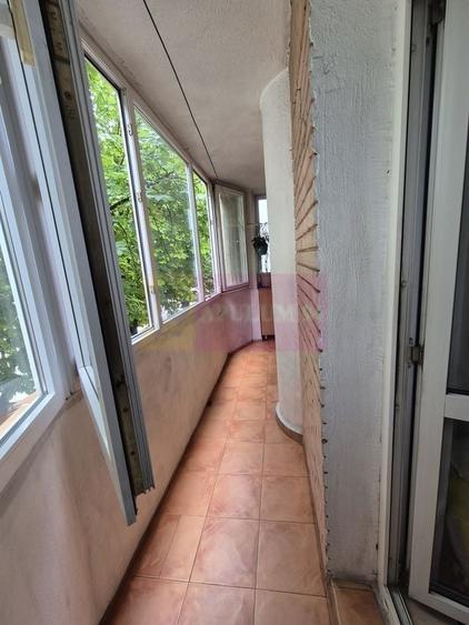 Apartament cu 2 camere decomandat în Iancului