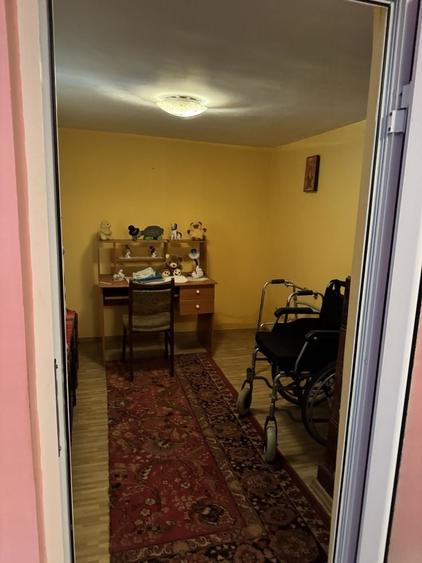 Casă cu 4 camere în Chercea