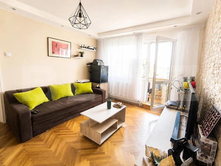 Apartament cu 2 camere semidecomandat în Astra