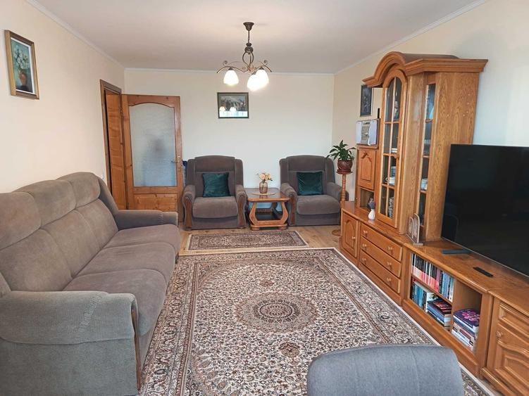 Apartament cu 2 camere decomandat în Sud
