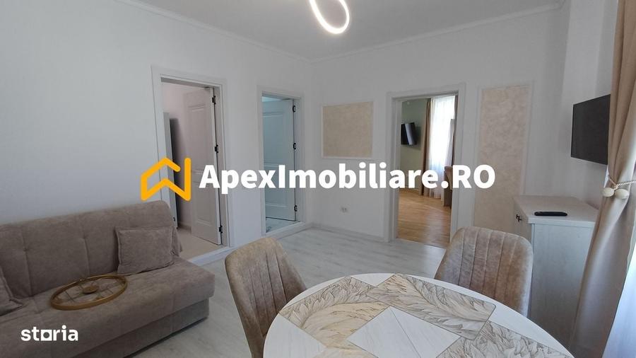 Apartament cu 3 camere semidecomandat în Moșilor