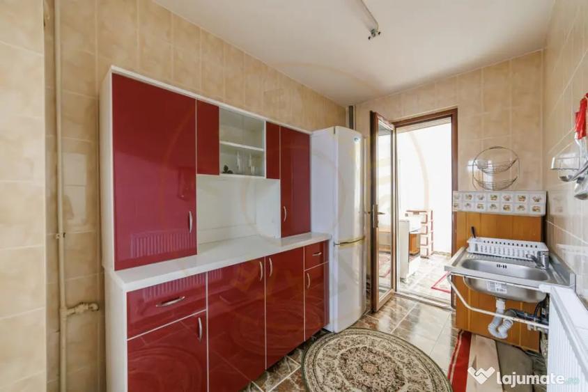 Apartament cu 2 camere decomandat în Trivale