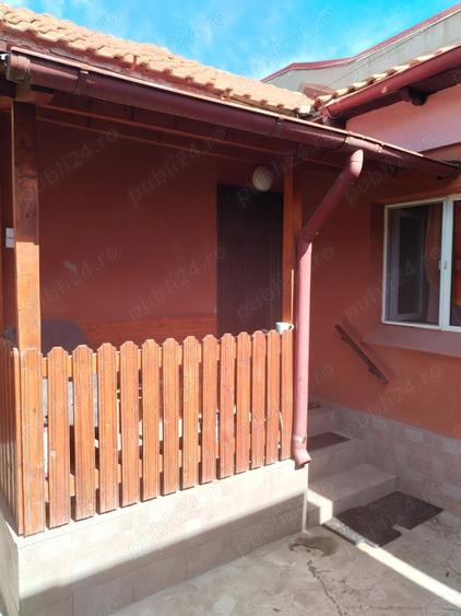 Casă cu 4 camere cu Teren 211 Mp în Palas
