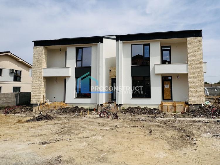 Duplex cu 4 camere cu Canalizare în Moșnița Nouă