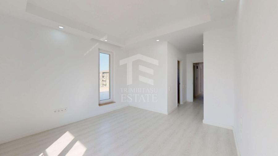 Penthouse cu 3 camere decomandat în Ștefăneștii de Jos