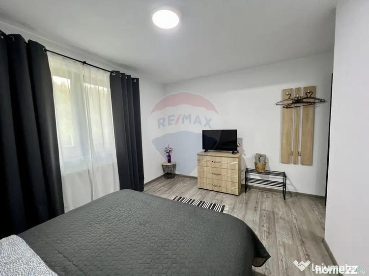 Casă cu 8 camere cu Teren 575 Mp în Porumbacu de Sus