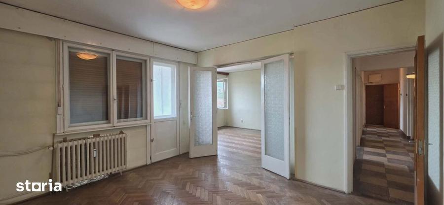 Apartament cu 3 camere în Central