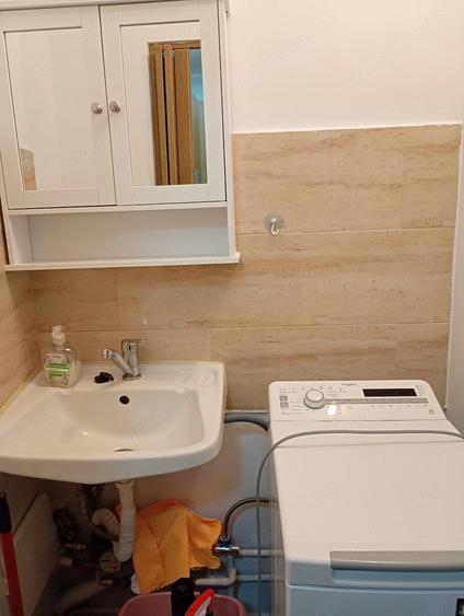 Garsonieră decomandată în Central