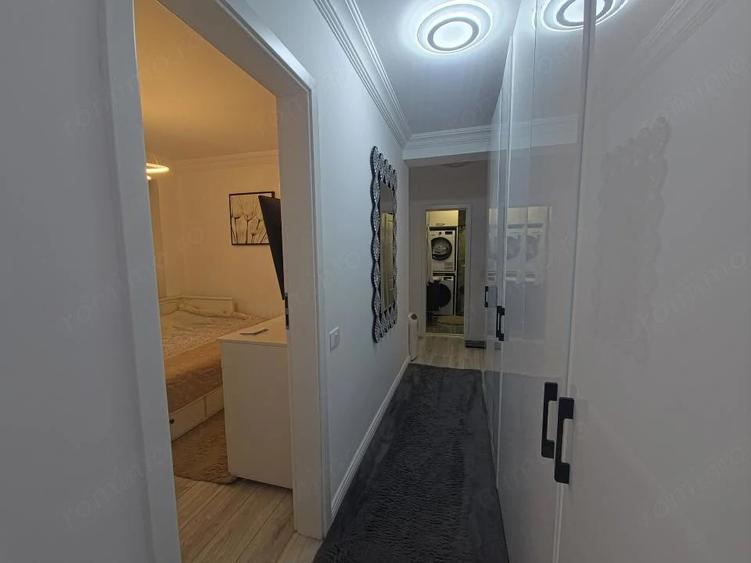 Apartament cu 4 camere semidecomandat în Tomis Nord