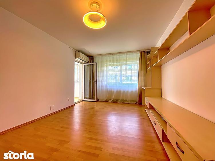 Apartament cu 3 camere decomandat în Rahova