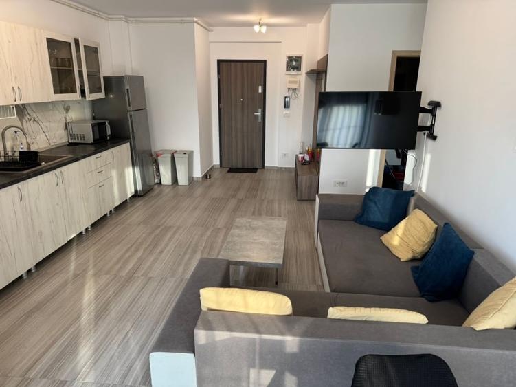 Apartament cu 2 camere, mobilat în Soarelui