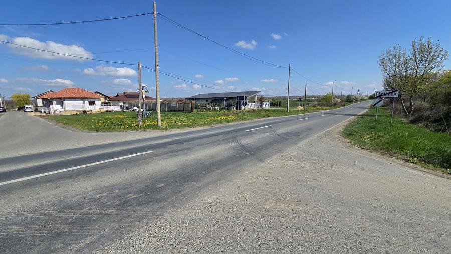 Teren de 480 mp, în Fântânele