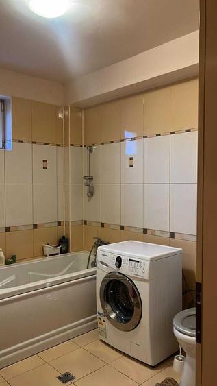Apartament cu 3 camere decomandat în Bună Ziua