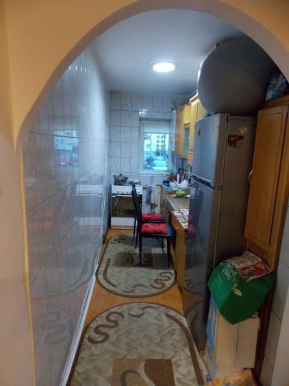 Garsonieră decomandată în Central