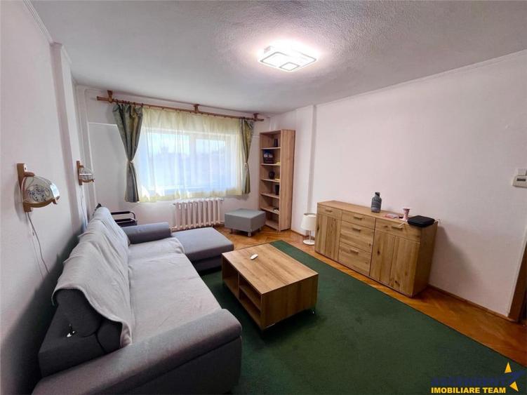 Apartament cu 2 camere decomandat în Ultracentral