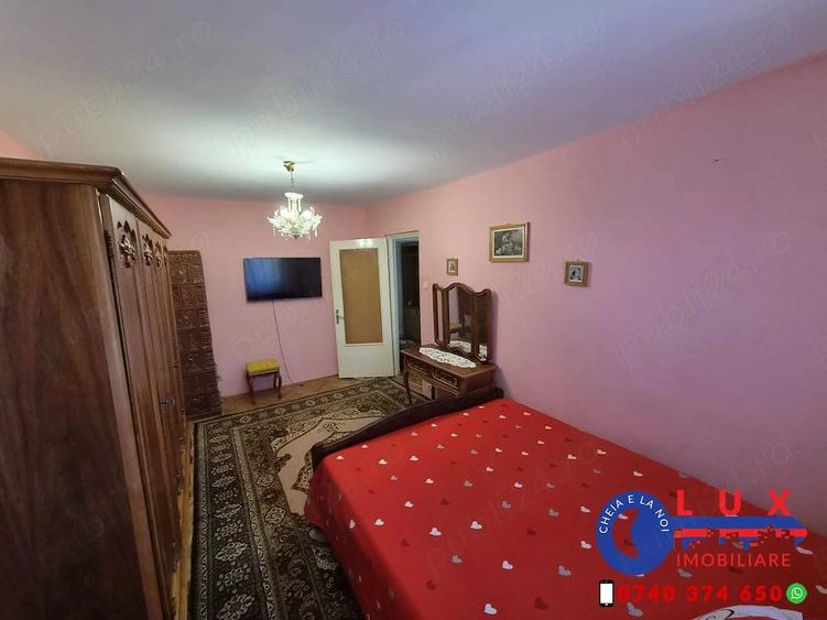 Apartament cu 2 camere decomandat în Babadag