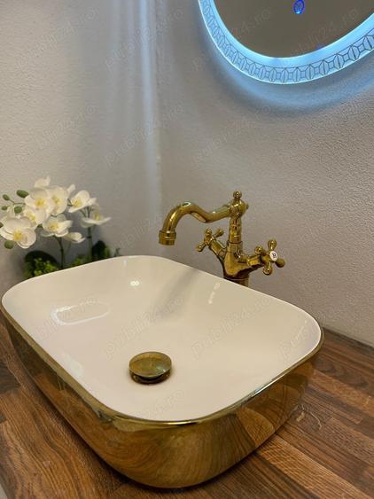 Apartament cu 2 camere în Romană