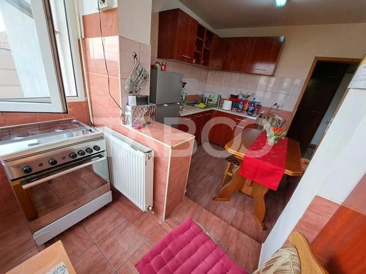 Apartament cu 2 camere decomandat în Central