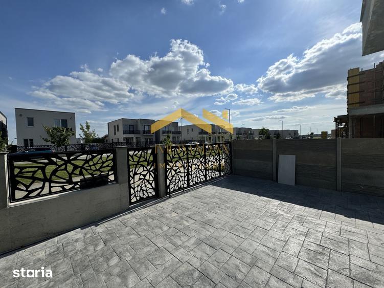 Casă cu 5 camere cu Teren 420 Mp în Bucovăț