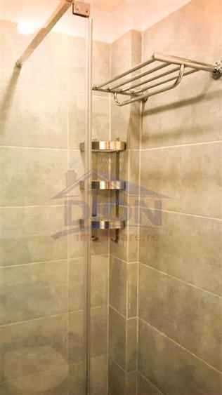 Apartament cu 3 camere decomandat, mobilat în Arcul de Triumf