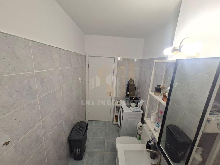 Apartament cu 2 camere decomandat în Sânpetru