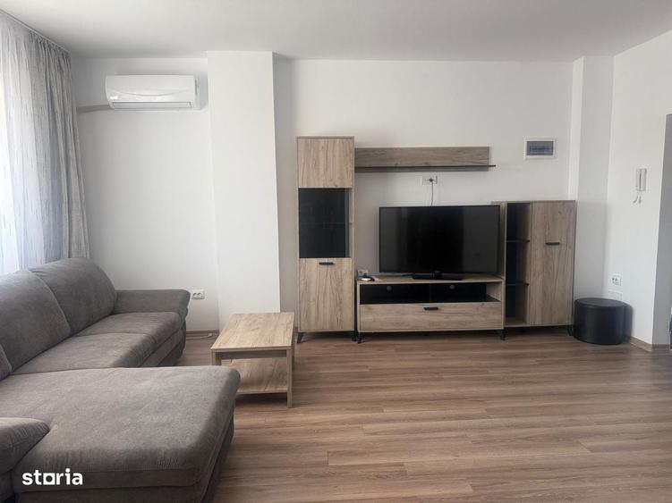 Apartament cu 2 camere decomandat în Micro 9