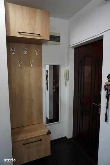 Apartament cu 2 camere decomandat, mobilat în Aradului