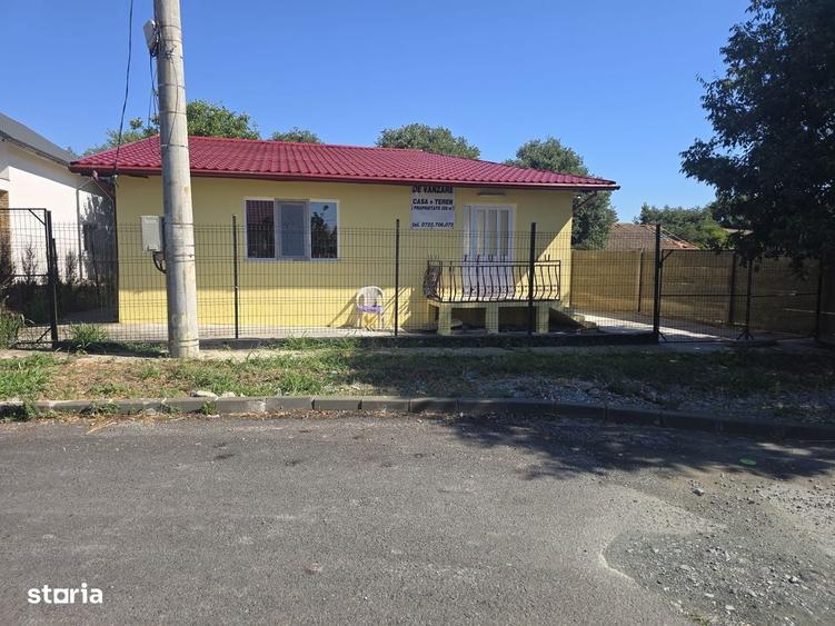Casă cu 3 camere cu Teren 300 Mp în Tuzla