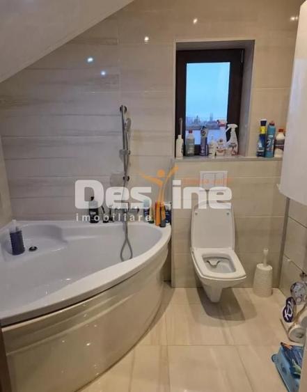 Casă individuală cu 6 camere cu Canalizare în Freidorf
