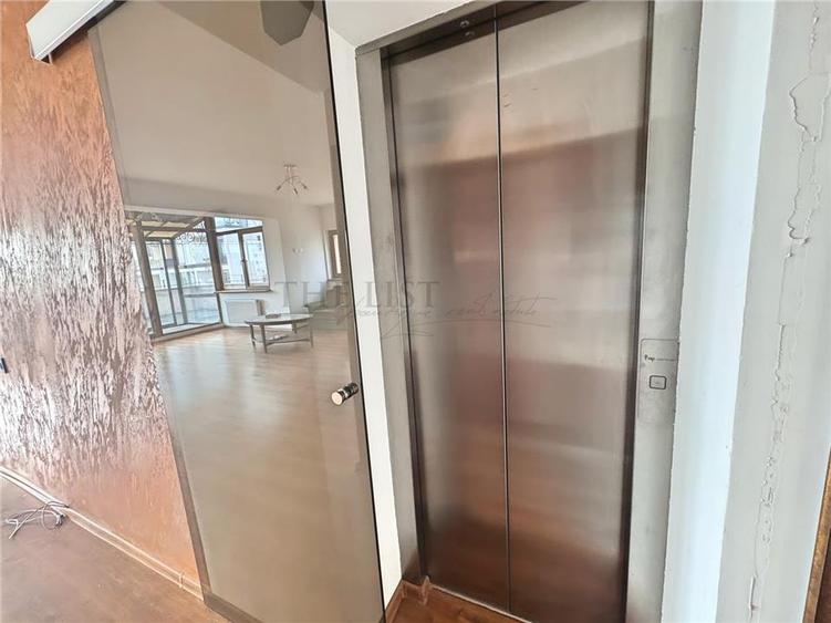 Apartament cu 3 camere decomandat în Floreasca