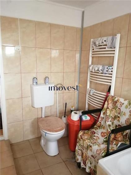 Apartament cu 3 camere semidecomandat în Aurel Vlaicu