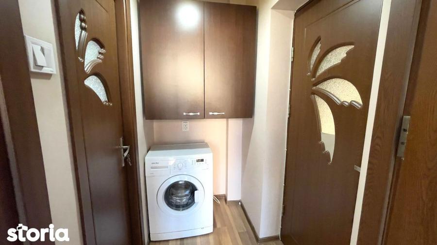 Apartament cu 2 camere, mobilat în Central