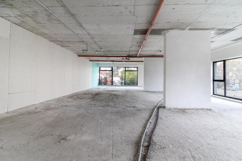 Spațiu comercial, de 360 mp, în Mărăști
