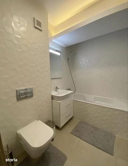 Apartament cu 2 camere decomandat în Politehnica