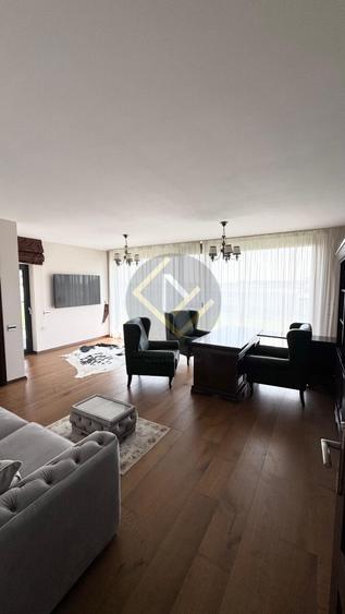 Duplex cu 4 camere cu Canalizare în Pipera