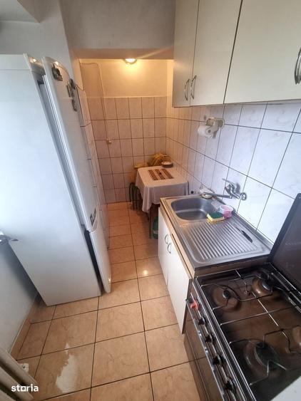 Garsonieră decomandată în Casa de Cultură