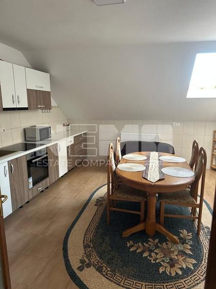 Apartament cu 3 camere decomandat, mobilat în Vest