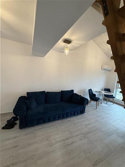 Apartament cu 2 camere decomandat, mobilat în Aurel Vlaicu