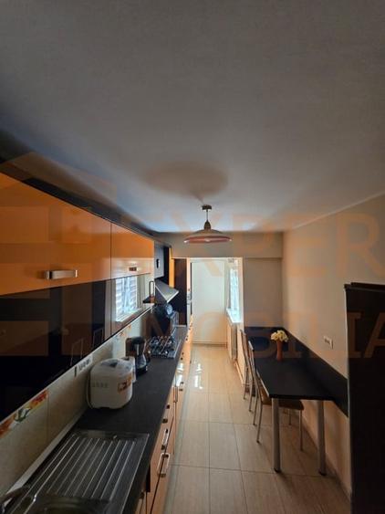 Apartament cu 3 camere decomandat, mobilat în ICIL