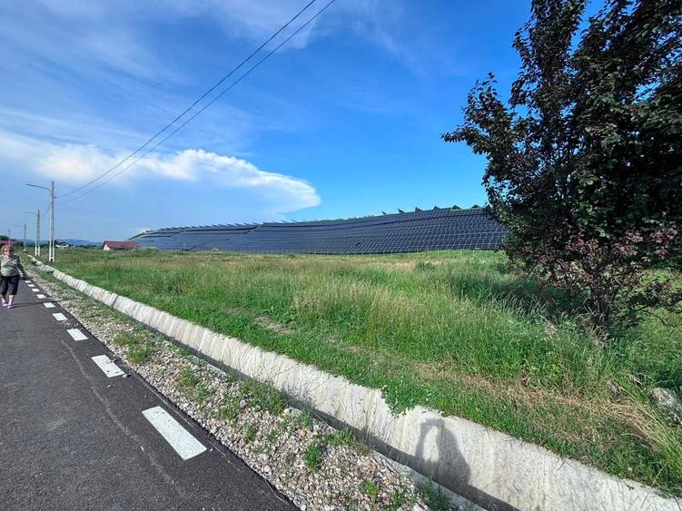 Teren de 2411 mp, în Șotânga